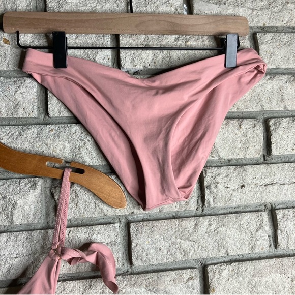 L*Space Kingsley Bikini Set - Picture 6 of 11